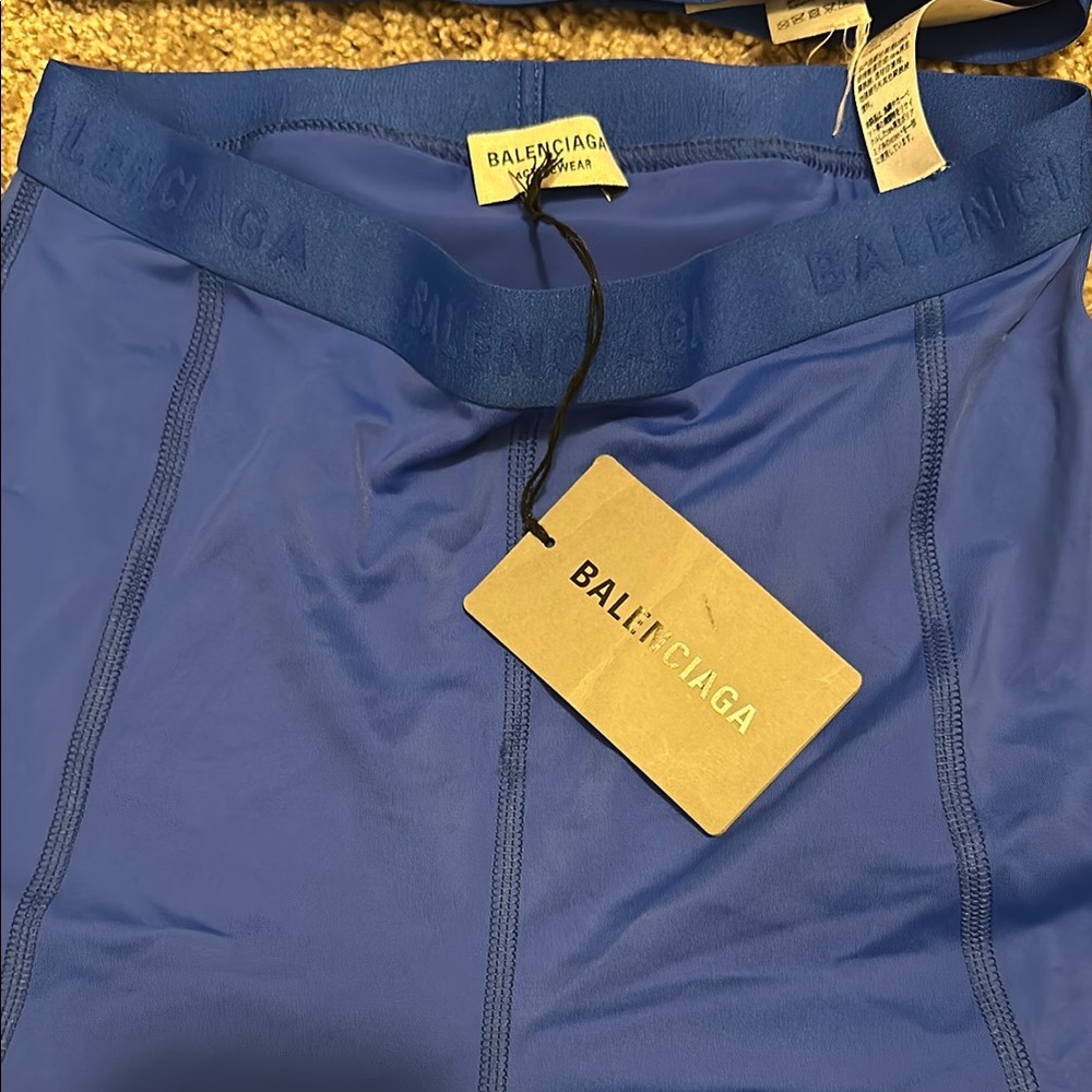 Balenciaga Leggings and Sports Bra Set - Picture 2 of 8